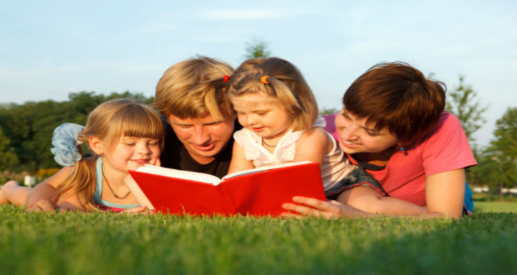 نصائح كى يتعود الطفل على حب القراءة