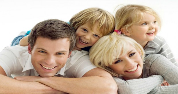 iStock_Happy-Family-Large-size