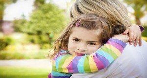 كيف تساعدين طفلك على التخلص من التوتر و القلق؟