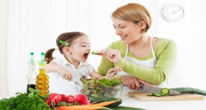 نصائح تساعدك على تحسين نظام طفلك الغذائى