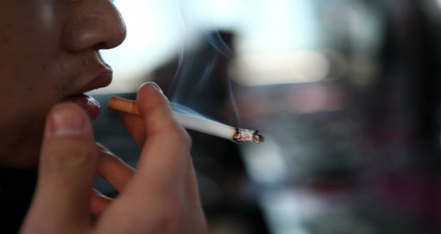 التدخين يؤثر على القدرات الذهنية عند الرجال